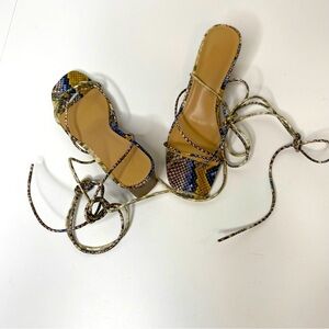 Urban‎ Outfitters Alexa Multi Color Snake Print Strappy Block Heel Sandals Sz 7